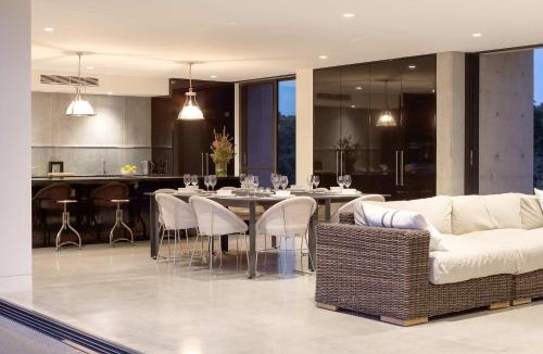 Quindalup House | Villa Gris I Private Properties