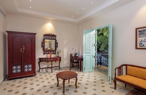 White Town Hotel | Villa Kouga