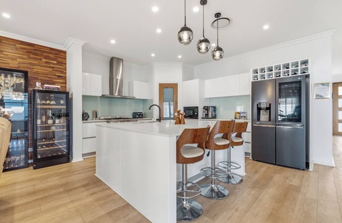 Cranebrook House | Villa Lapwing | Premium Home Near Blue Mountains & Sydney