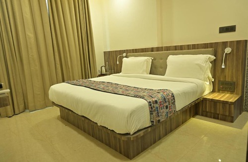 Chikalwas Villa | Villa Le Village