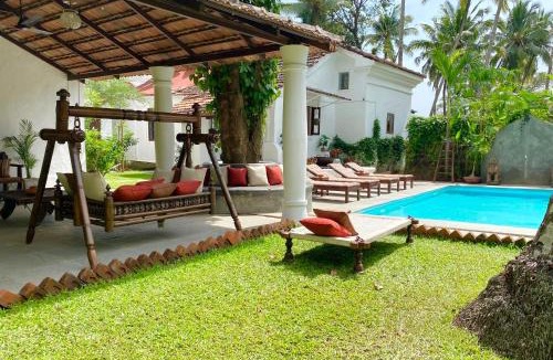 Parra Villa | VILLA LOU GOA Heritage House 1903 Exclusive Use of Villa and Pool