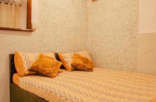 Aarey Colony Apartment | villa royal Palms Aarey milk colony Goregaon East