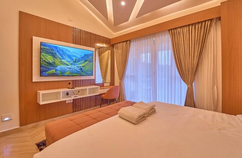 Kandal Hotel | Villa Terra Verde by VOYE HOMES