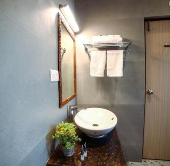Carmona Villa | Villa Unplug 2 - Luxury Private Pool 5BHK in South Goa