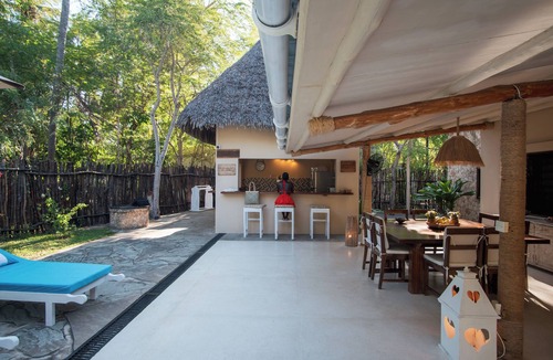 Watamu Villa | VILLA VITTORIA, private villa with pool and chef