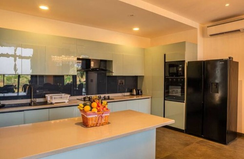 Nagoa Villa | Vilmaris Sundowner Party Villa 5BR Pvt Pool