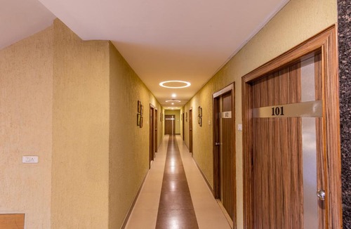 Pudumund Hotel | Vinayaga Inn by Poppys, Ooty