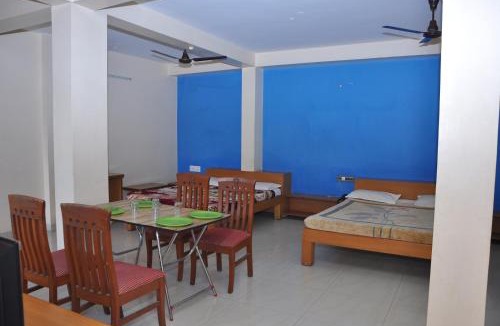 Kushalnagar Hotel | Vinayaka Deluxe Lodge