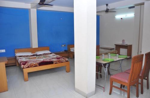 Kushalnagar Hotel | Vinayaka Deluxe Lodge