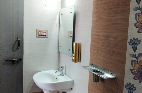 Kamalapur House | Vinayaka Homestay Hampi