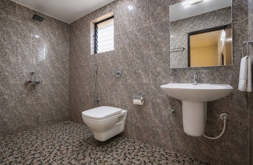 Fatona Hotel | Vinsons Cottages
