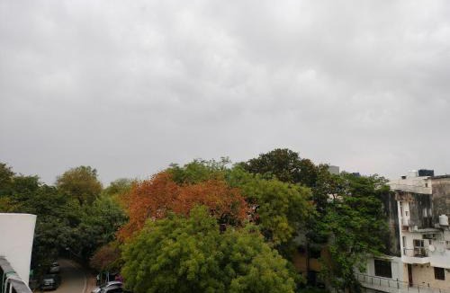 Saket Apartment | Vintage apartment Quite Breezy Terrace two bedroom apartment with WiFi
