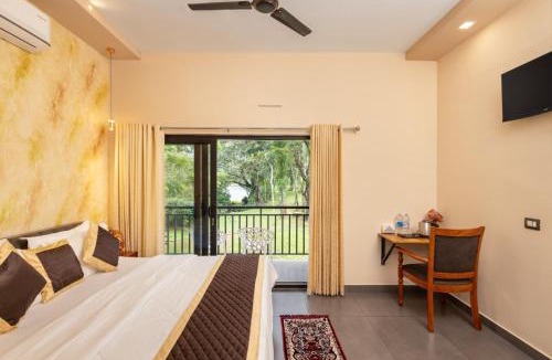 Devikolam Bed & Breakfast | Vipinam, The riverside retreat