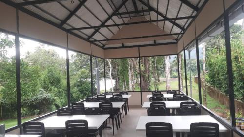 Devikolam Bed & Breakfast | Vipinam, The riverside retreat