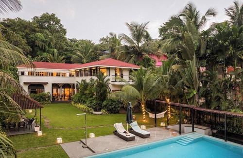 Siolim Villa | Viraam Estate by RÊVE/Infinity heated pool with caretaker/Chef