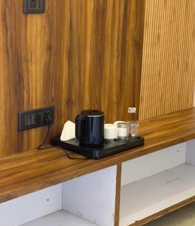 Guptkashi Hotel | Virasat The Mountain Lounge