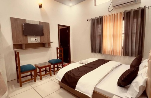 Bullawala House | Vishram Guest House