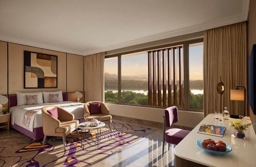 Rajpipla Hotel | Vivanta Ekta Nagar