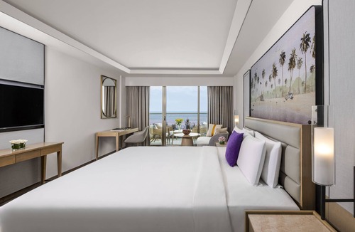 Caranzalem Hotel | Vivanta Goa, Miramar