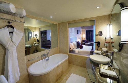Panaji Hotel | Vivanta Goa, Panaji