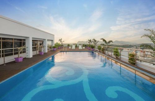 Vijayawada Hotel | Vivanta Vijayawada, MG Road