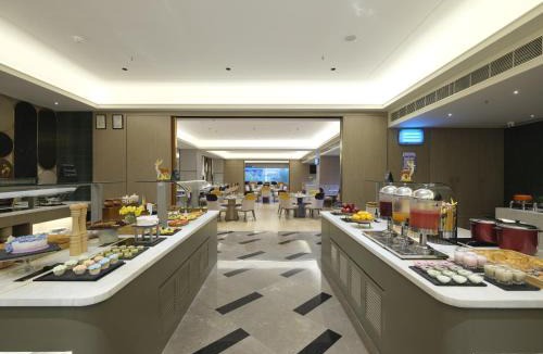 Vijayawada Hotel | Vivanta Vijayawada, MG Road