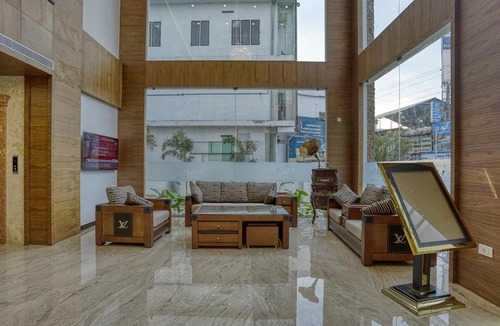 Perumbavoor Hotel | VKJ INTERNATIONAL