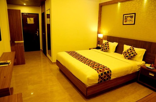 Perumbavoor Hotel | VKJ INTERNATIONAL