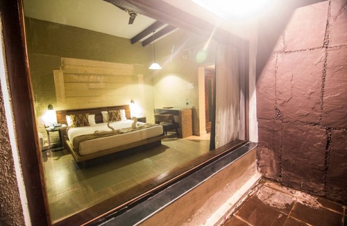 Avarghani Hotel | Vraksh by Aranyak