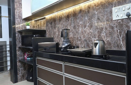 Marol Apartment | Vrbo Choice 3 BHK in Powai – Family Traveller