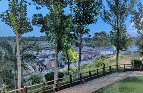Jabalpur Hotel | Vrindavan Gopala Resort