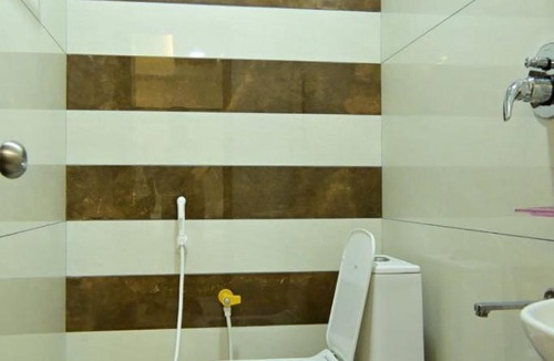 Vellore Hotel | VRJInn