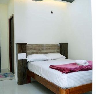Eluru Hotel | VS Residency