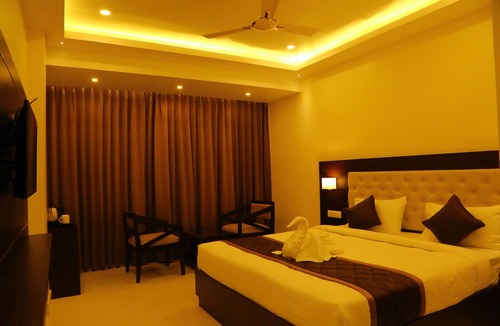 Madanapalle Hotel | VSR Grand