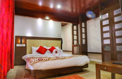 Kunnathidavaka Hotel | Vythiri Wild Forest Resort