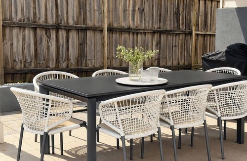 Catherine Hill Bay Apartment | Wagtail Whispers - Spacious Coastal Escape