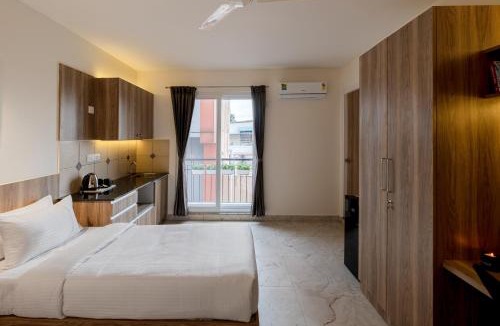 Pulikeshi Nagar Hotel | Wandr Hotel- Near MG Road