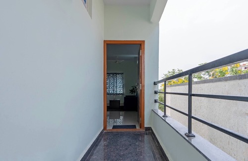 Serilingampally Apartment | Wandr. Nodus