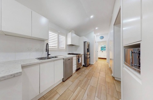 Wisemans Ferry House | Water frontage with private boat ramp, jetty and your own mooring. Cabin 3.