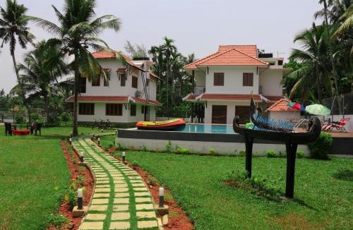 Mankombu Bed & Breakfast | Water's Edge Villas