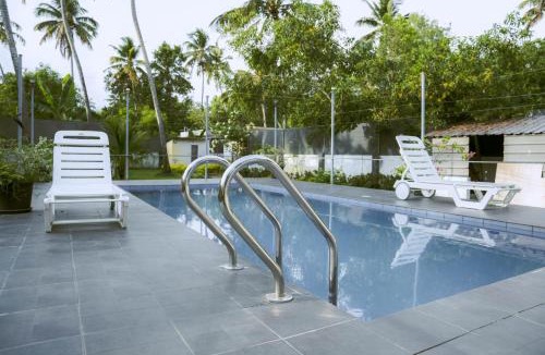 Mararikulam Villa | Waves and Shores Pool Beach Villa