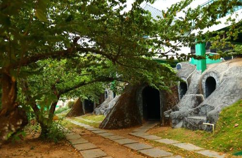 Khattalwada Bed & Breakfast | Wayanad Cave N Pillar Resort