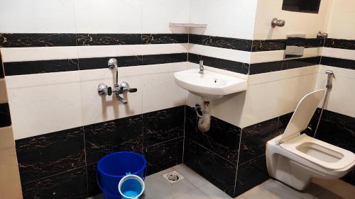 Andheri East Hostel | Welcome Inn Dormitory & PG Male And Female