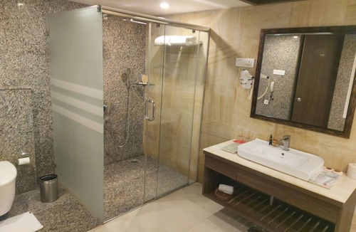 Mahabalipuram Beach Hotel | Welcomhotel by ITC Hotels, Kences Palm Beach, Mamallapuram