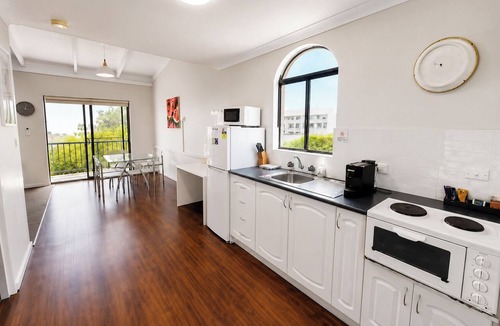 Scarborough Apartment | West Beach Lagoon 213 - corner unit