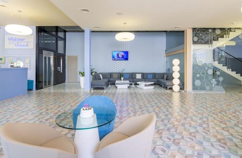 Floresti Hotel | West City Hotel