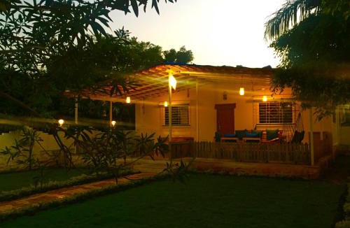 Paud House | West Valley Farm Villa