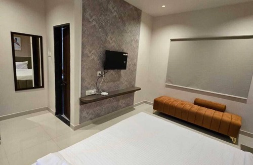 Hingana Hotel | Western Hotel Dabha