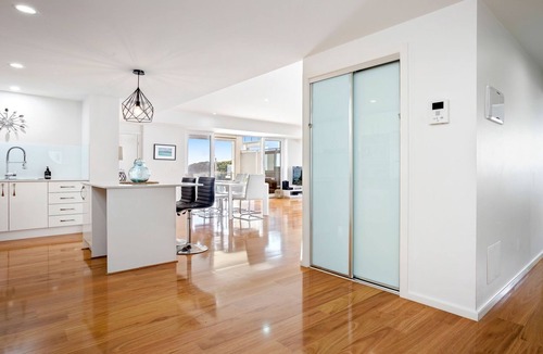 Narooma Apartment | Wharf Apartment - Narooma, NSW