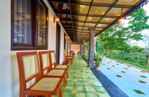 Mannarkkad Resort | Whispering Hills Pine Malhar Pool & Tent Attappadi by VOYE HOMES